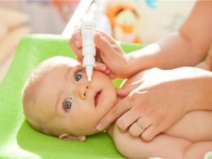 Ученые: детям лучше не закапывать нос при простуде
