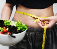 Мифы о здоровой пище, которые мешают нам худеть